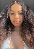 Simone D.